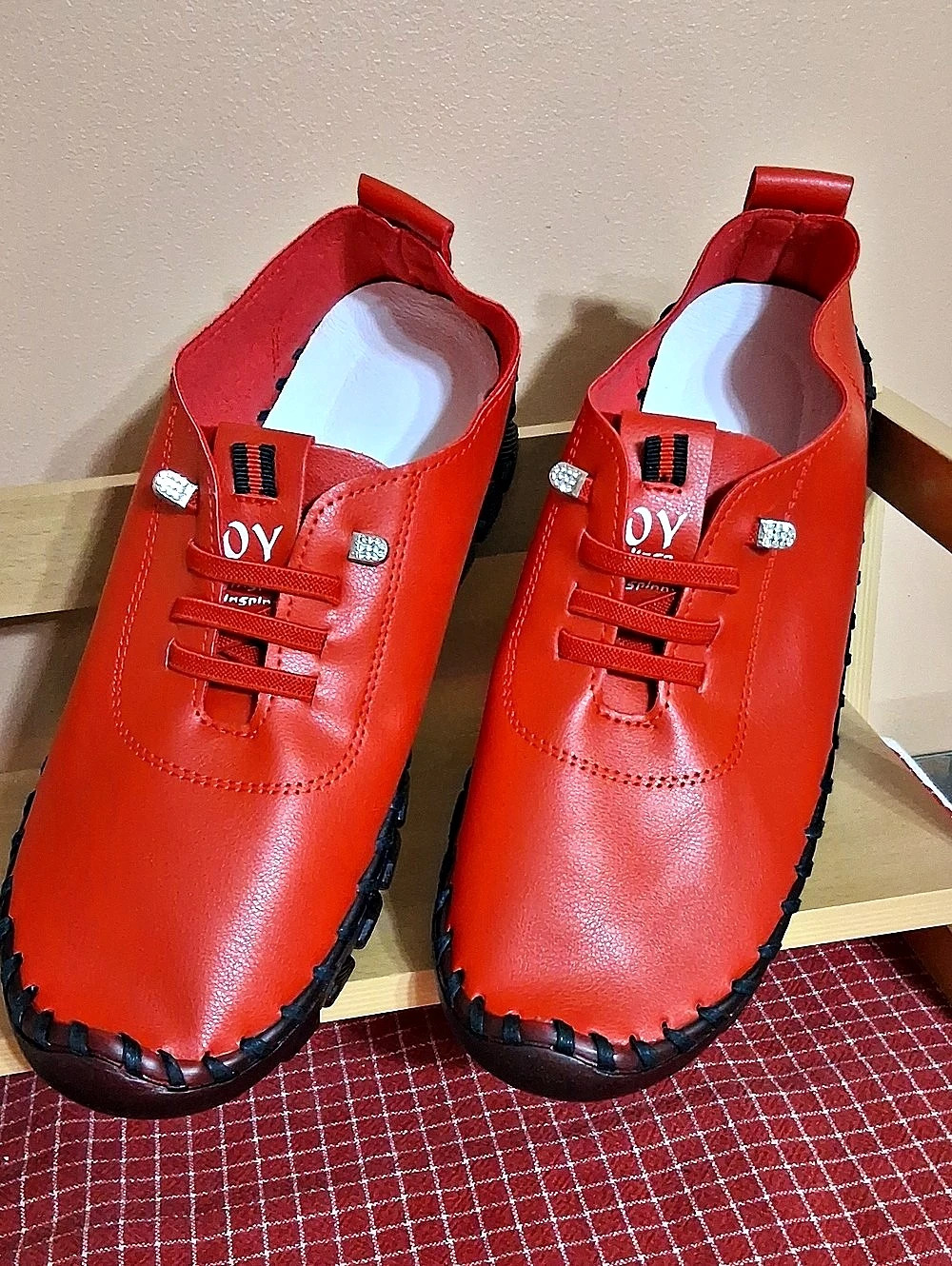 RARE FIND-OY JImSpinn. Women Orthopedic  Breathable Woven Walking Shoes. NWOT.